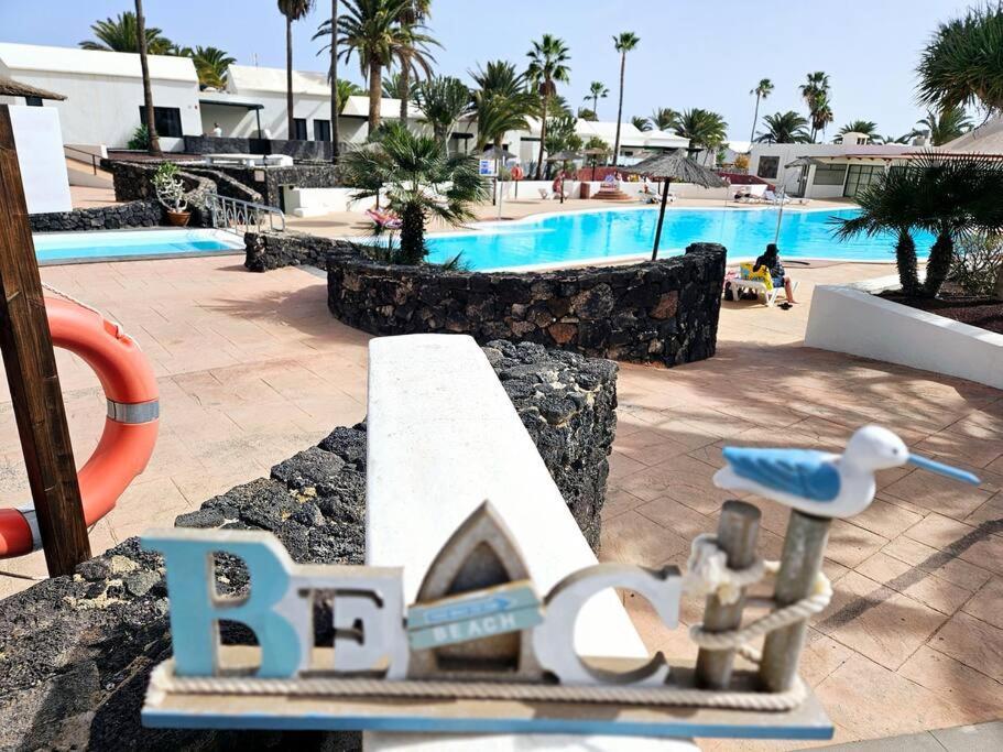 Apartamento Taisa Playa Roca Costa Teguise Ngoại thất bức ảnh