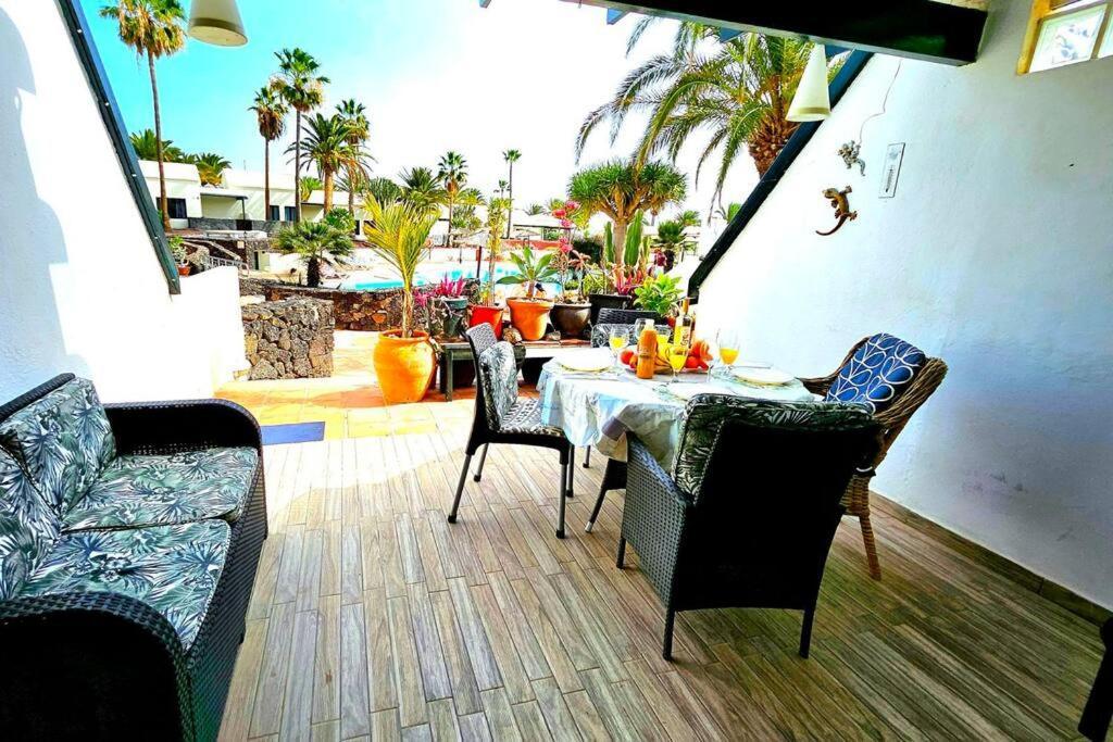 Apartamento Taisa Playa Roca Costa Teguise Ngoại thất bức ảnh