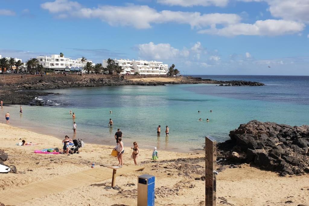 Apartamento Taisa Playa Roca Costa Teguise Ngoại thất bức ảnh
