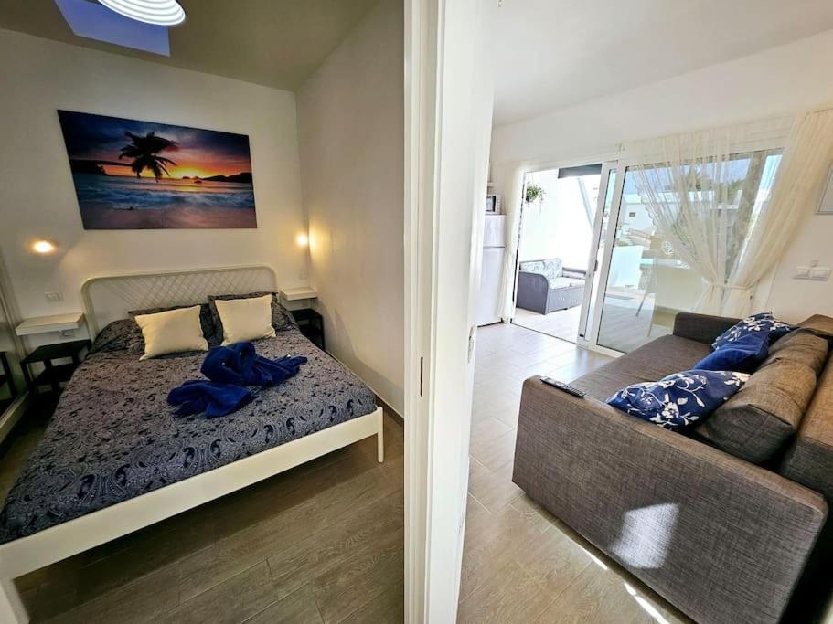 Apartamento Taisa Playa Roca Costa Teguise Ngoại thất bức ảnh